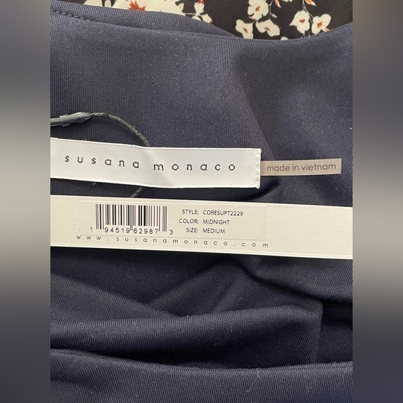 Susana Monaco long sleeve scoop back crop top Medium NWT Color: Midnight - Picture 8 of 9